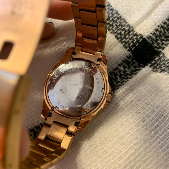 Fossil Watch - Picture 3 of 3